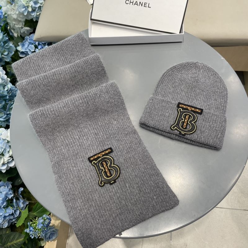 Burberry Caps Scarfs